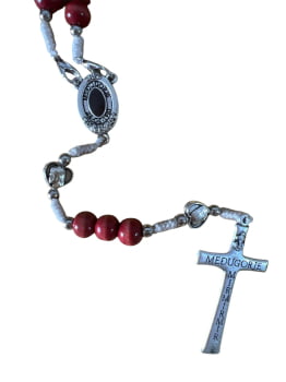 TERÇO COM RELIQUIA DE MEDJUGORJE
